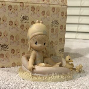Precious Moments Cream and Tan Baby with Ducks Figurine